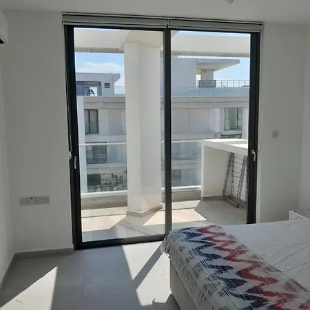Penthouse 1 Bedroom Sleeps 4