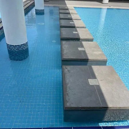 Διαμέρισμα Penthouse 1 Bedroom Sleeps 4